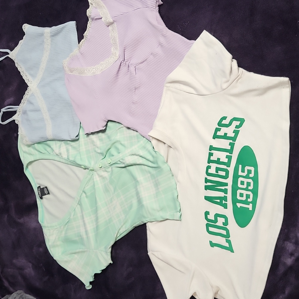 4 Cropped Tank tops/tshirts